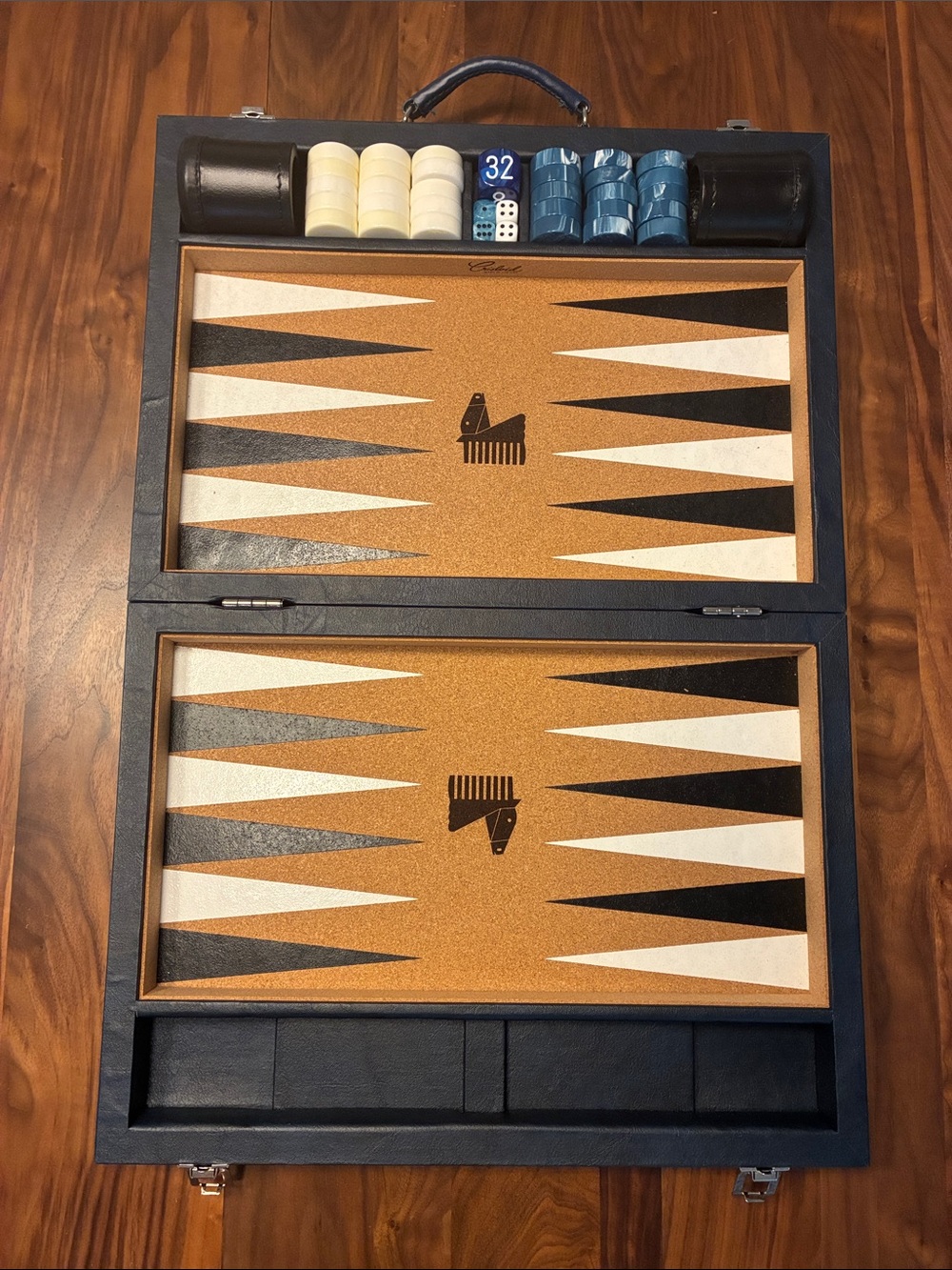 Crisloid luxury backgammon travel set